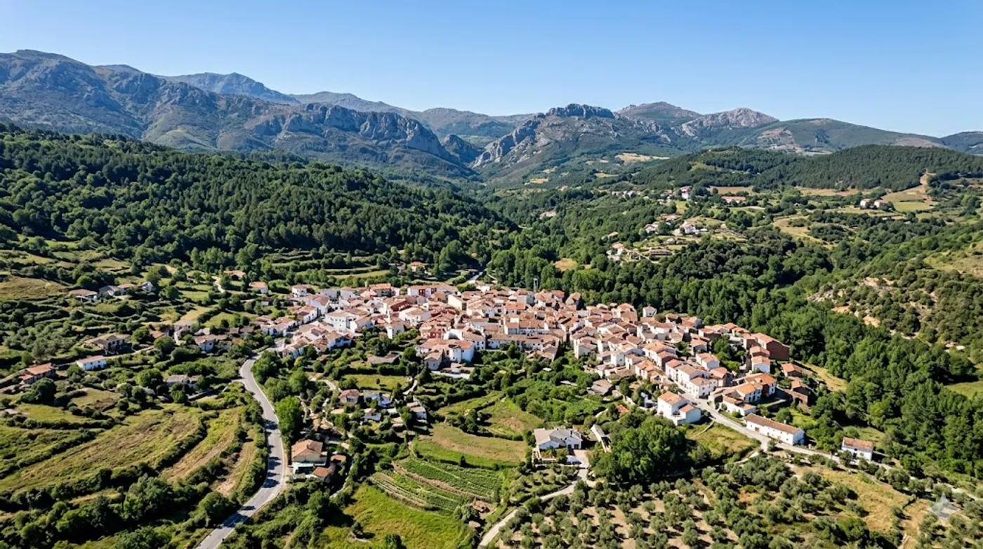Poyales del Hoyo, municipio agrícola y rural de La Vera cacereña